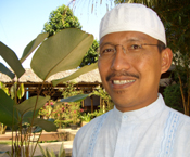 Melanggar teori Maslow